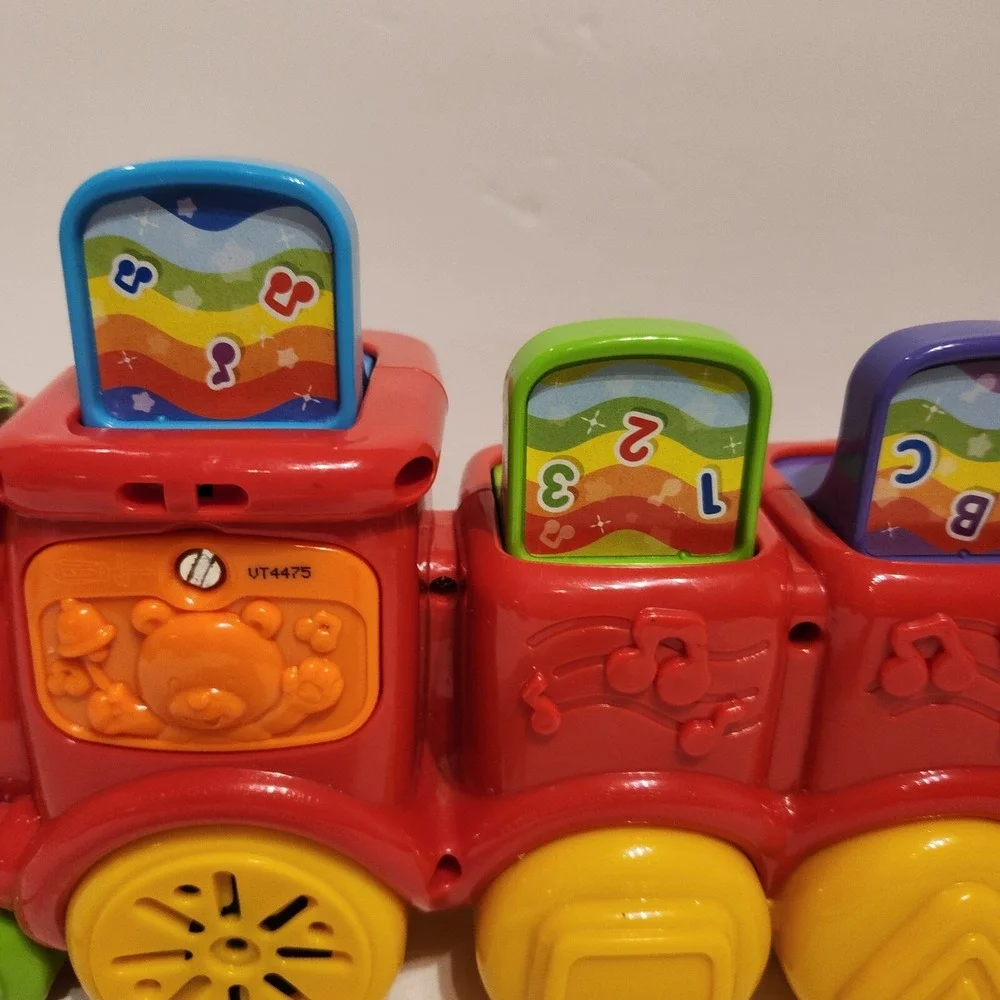 VTech Roll and Surprise Animal Train‎ Music Pop Ups Learning  Works see video